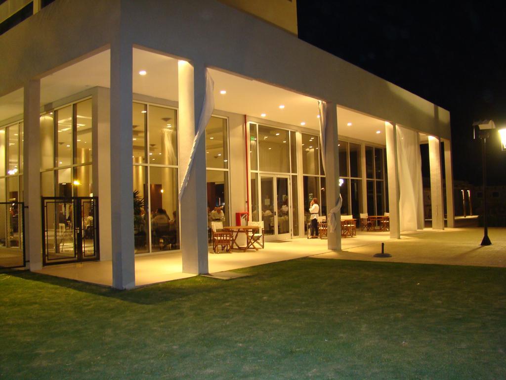 Howard Johnson Ramallo Εξωτερικό φωτογραφία